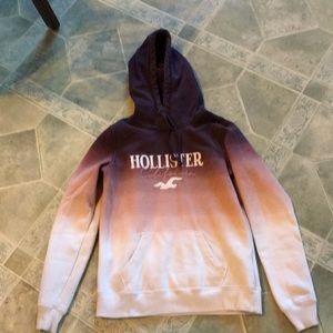Hollister Hoodie size Small